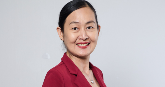 Lakkana Komkai, NLP trainer and coach based in Bangkok, Thailand
